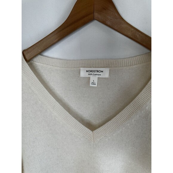 NWT Nordstrom Cashmere  V-Neck Sweater Large Ivory Light weight Summer - Picture 8 of 11